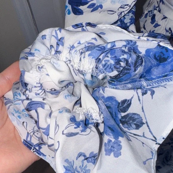 SHEIN Blue Floral Long Sleeve Dress - Picture 5 of 15